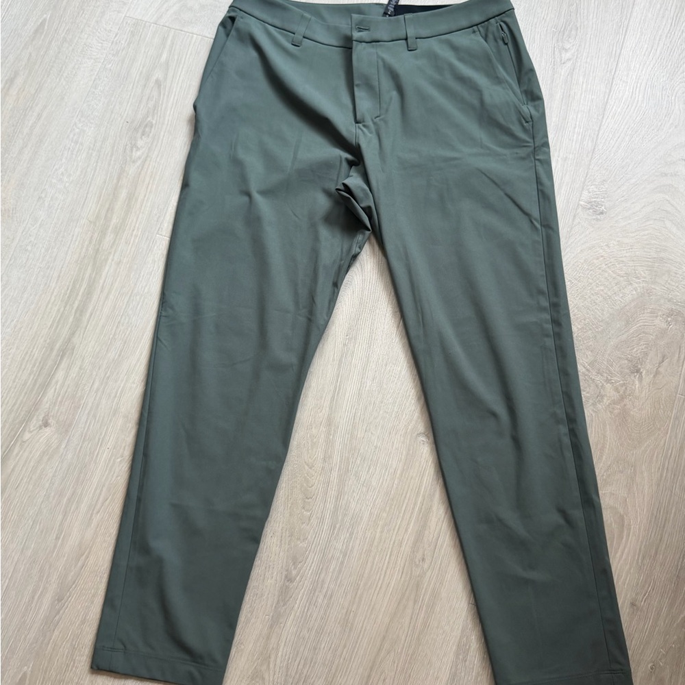 lululemon athletica Olive Chino Pants - Slim Straight